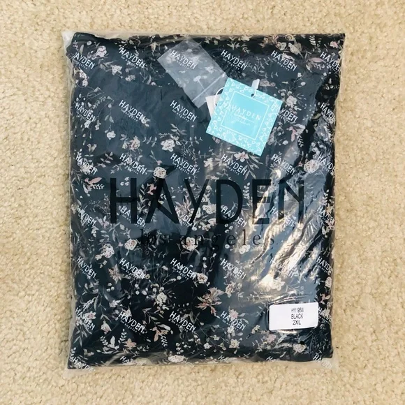 Hayden Pleated Black Floral Printed Short Sleeve Midi Dress. NWT! Sz 2X - Picture 10 of 11